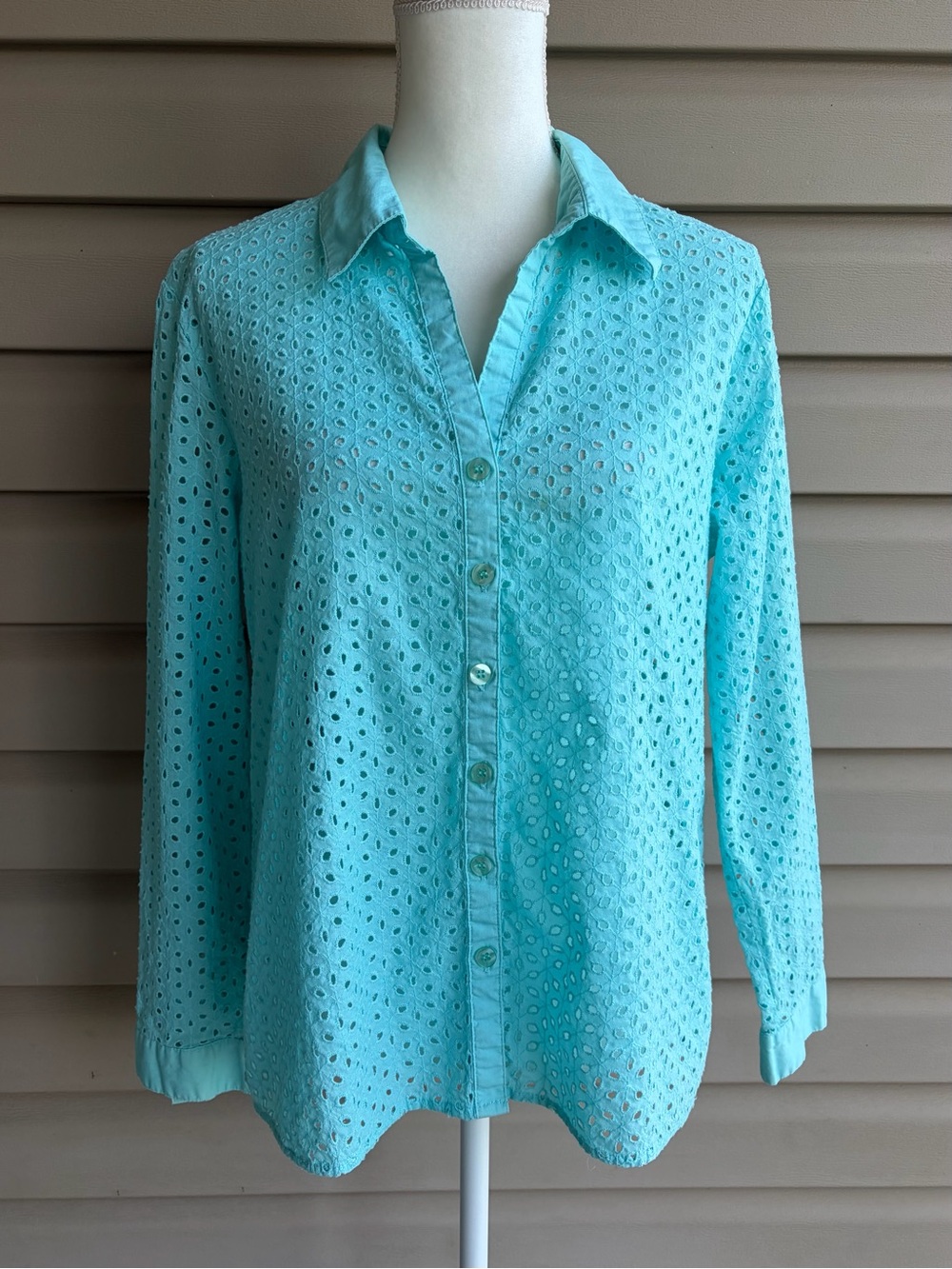 •Choices• Aqua Eyelet Cotton Button Front Blouse - Size XL